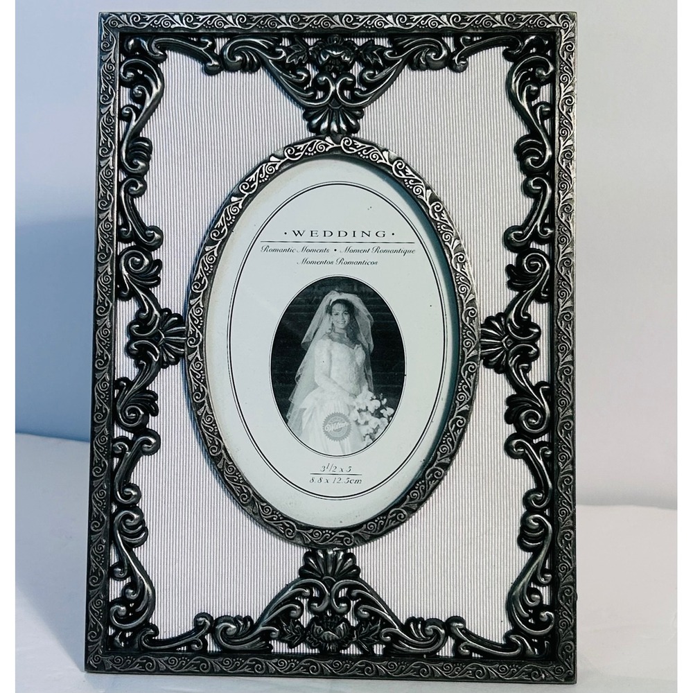 Vintage Weston Gallery Sovereign White Frame Ornate Pewter Silver 3.5x5 Oval Pic